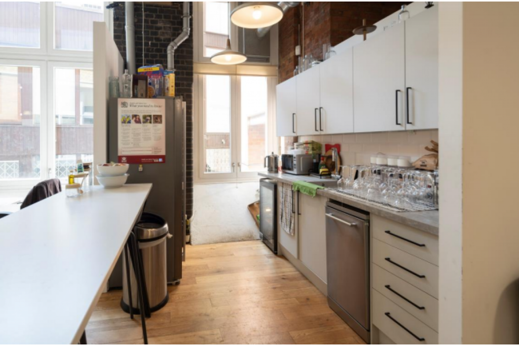 6-8 St John's Sq – Office Space for Lease – 3,700 sq ft – City Fringe, London EC1M