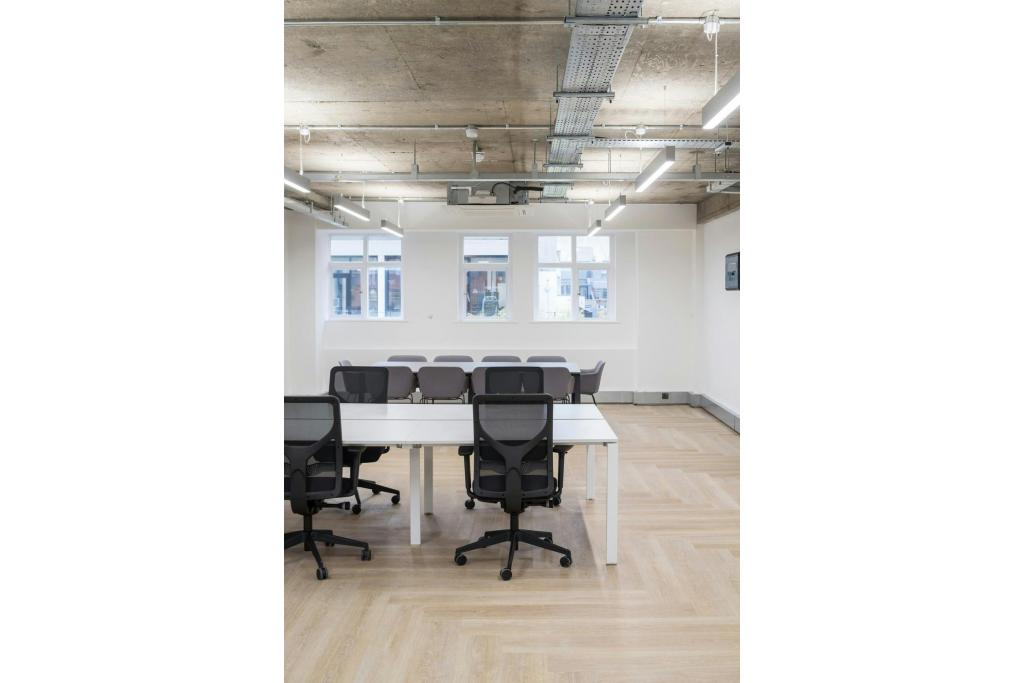28-30 St John's Sq – Klaco House – Office Space for Lease – 1,099 sq ft – City Fringe, London EC1M