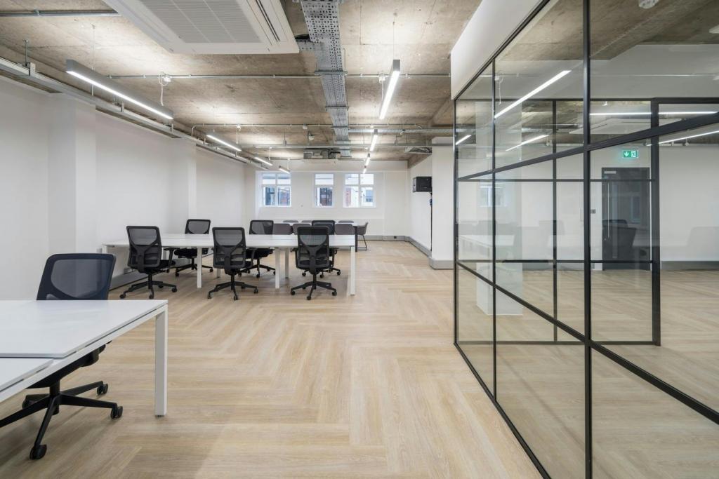 28-30 St John's Sq – Klaco House – Office Space for Lease – 1,099 sq ft – City Fringe, London EC1M