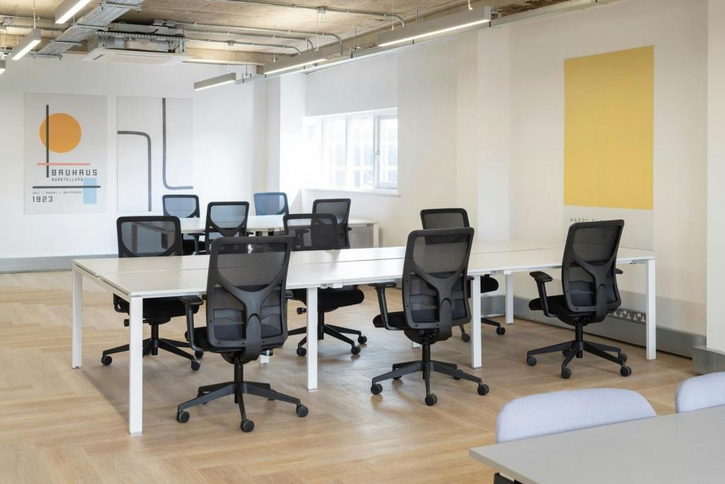 28-30 St John's Sq – Klaco House – Office Space for Lease – 1,099 sq ft – City Fringe, London EC1M