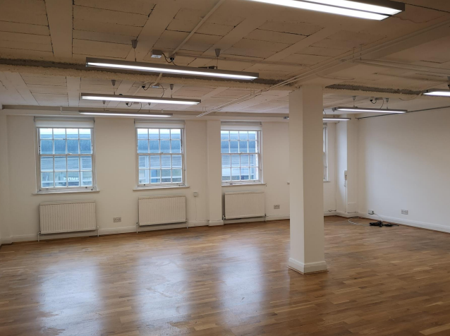 87-88 Turnmill St – Office Space for Lease – 1,569 sq ft – City Fringe, London EC1M