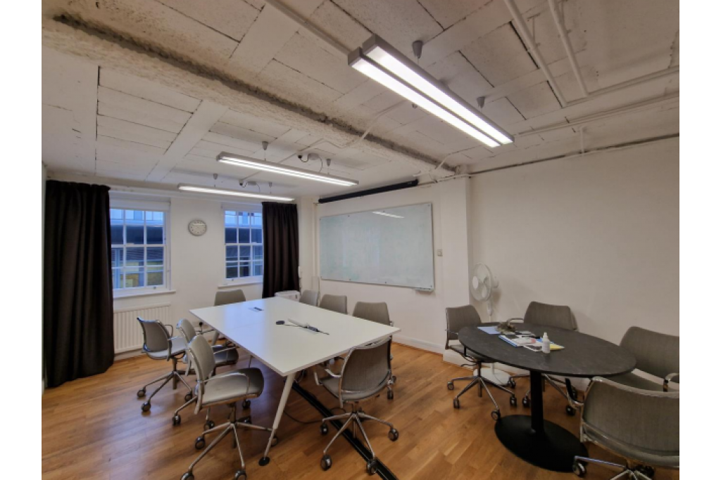 87-88 Turnmill St – Office Space for Lease – 1,569 sq ft – City Fringe, London EC1M