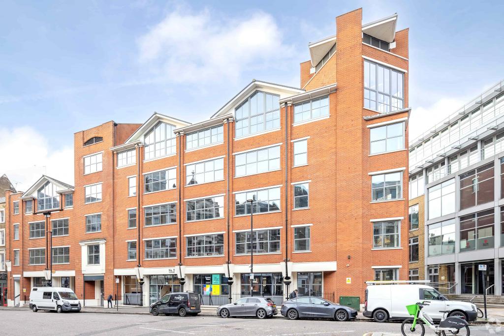 11-33 St. John St – Office Space for Lease – 13,096 sq ft – City Fringe, London EC1M