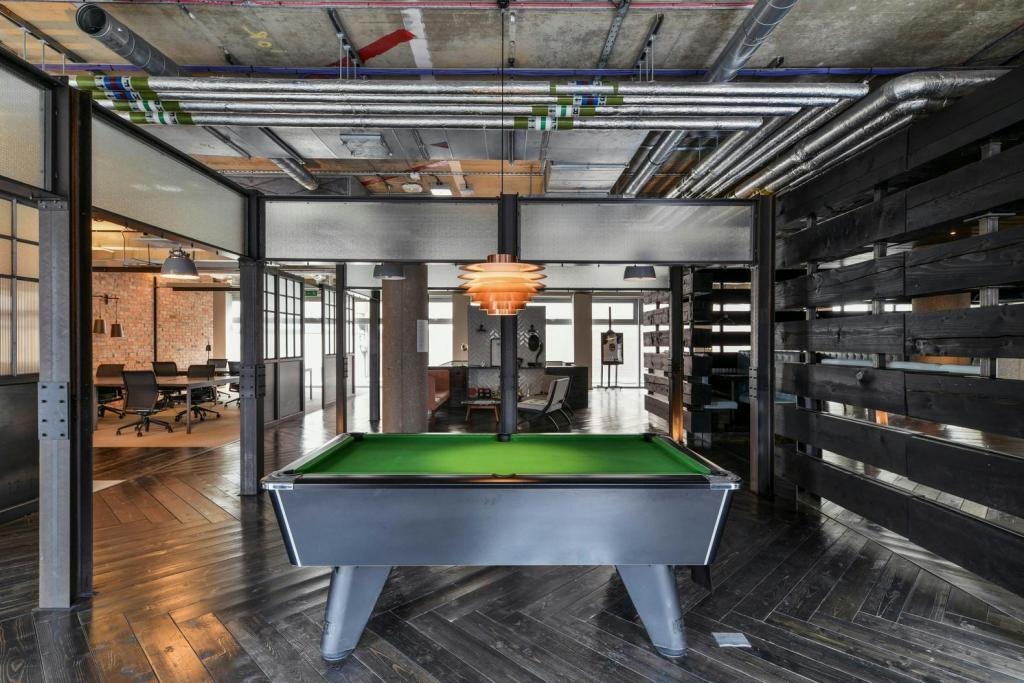 1 St. John's Ln – Office Space – City Fringe Submarket – London EC1M 4BL