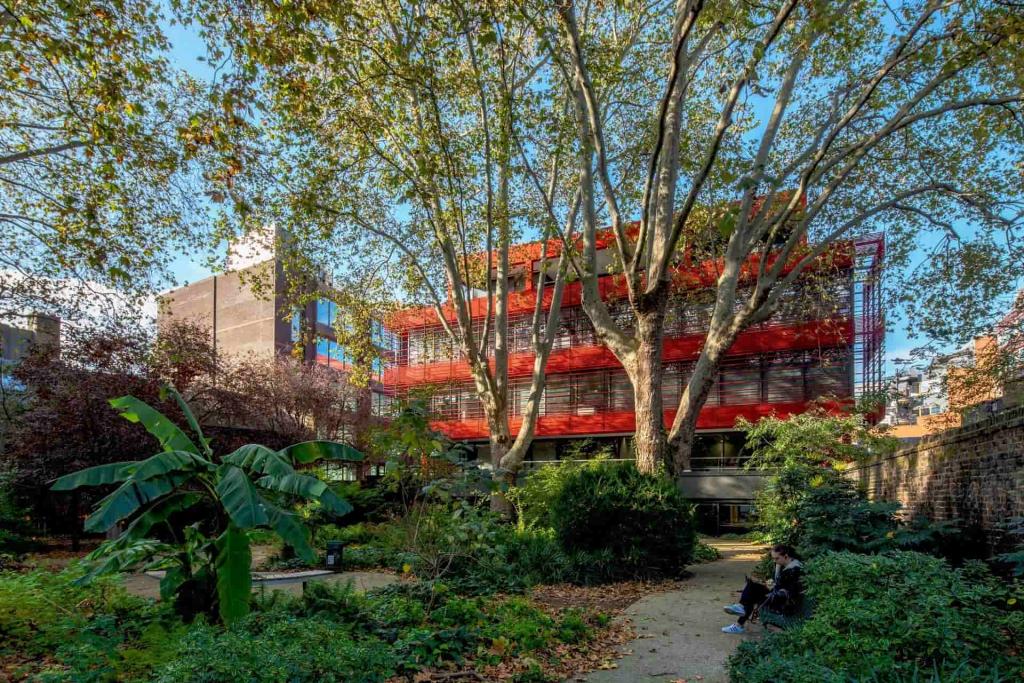 24 Britton St – Office Space For Sale – City Fringe Submarket – London EC1M 5UA