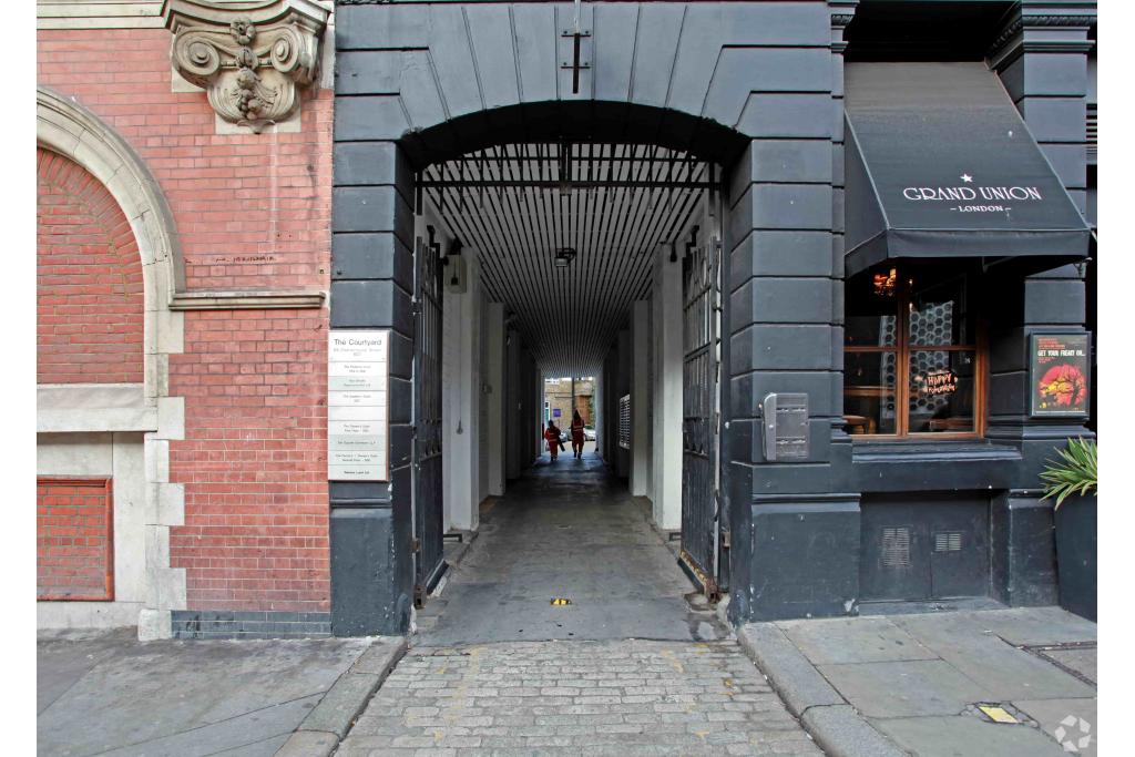 55 Charterhouse St – Office and Retail Space – City Fringe Submarket – London EC1M 6HA
