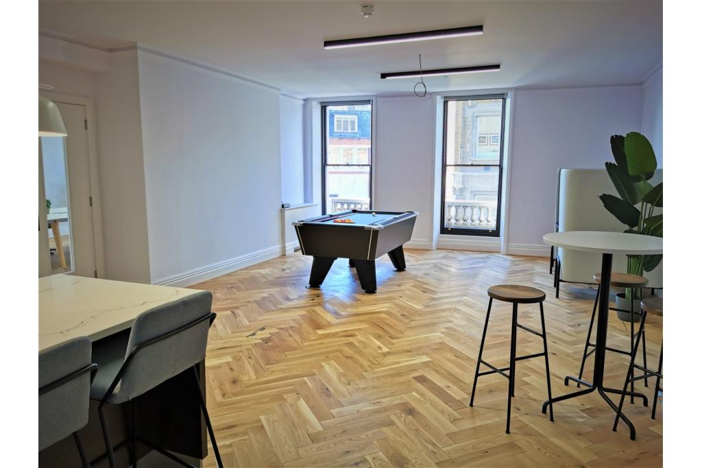 89 Charterhouse St – Shopfront Retail/Office – Islington Submarket – London EC1M 6HR