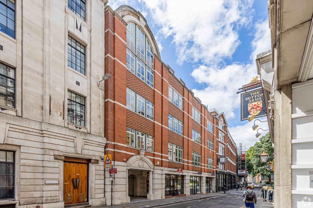 12 Carthusian Street, London EC1M 6EB – Office Space for Lease – 26,176 sq ft