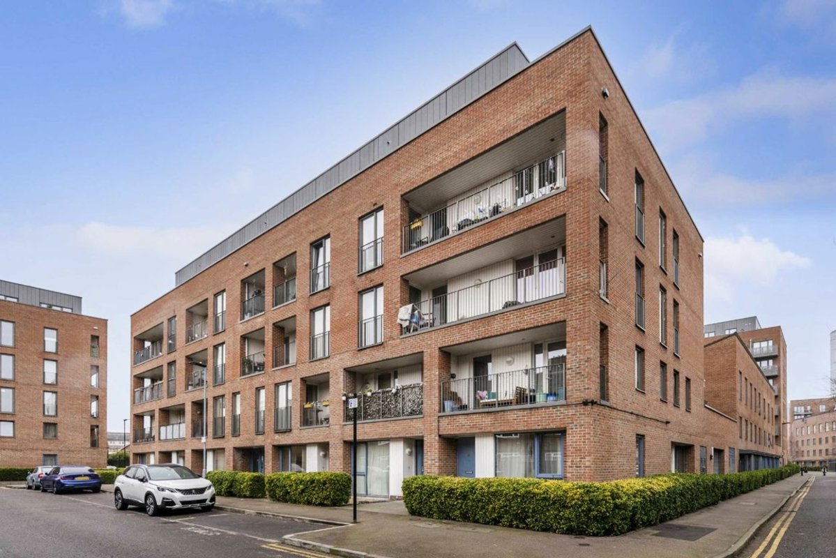 1-Bedroom Apartment for Sale – Canning Town, E16