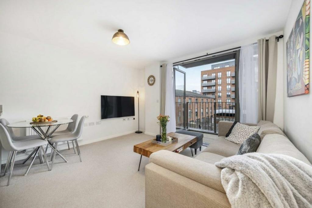 1-Bedroom Apartment for Sale – Canning Town, E16