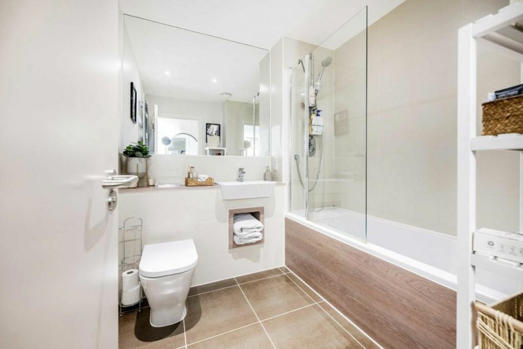 1-Bedroom Apartment for Sale – Canning Town, E16