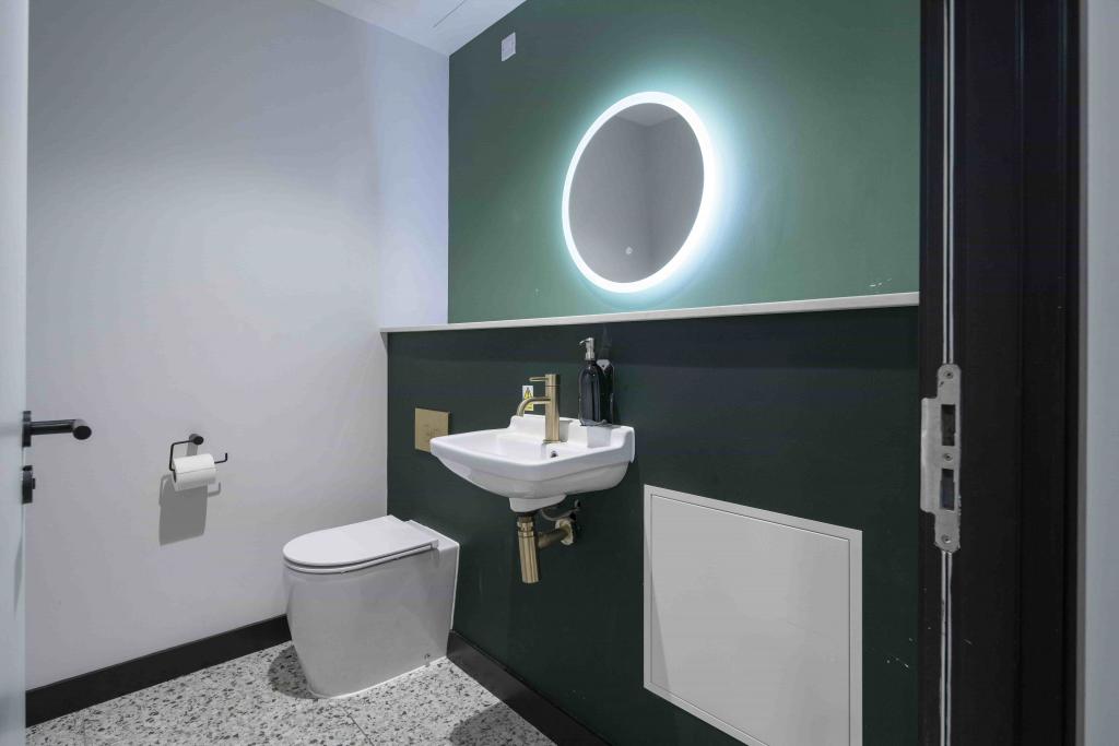 5-6 St. Cross Street – The Townhouse Building – Office Space for Lease – London EC1N 8UA