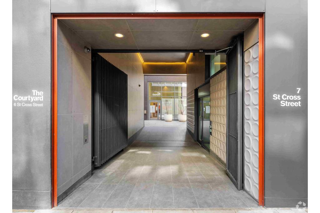 6-7 St. Cross St – The Courtyard Building – Office Space for Lease – London EC1N 8UB