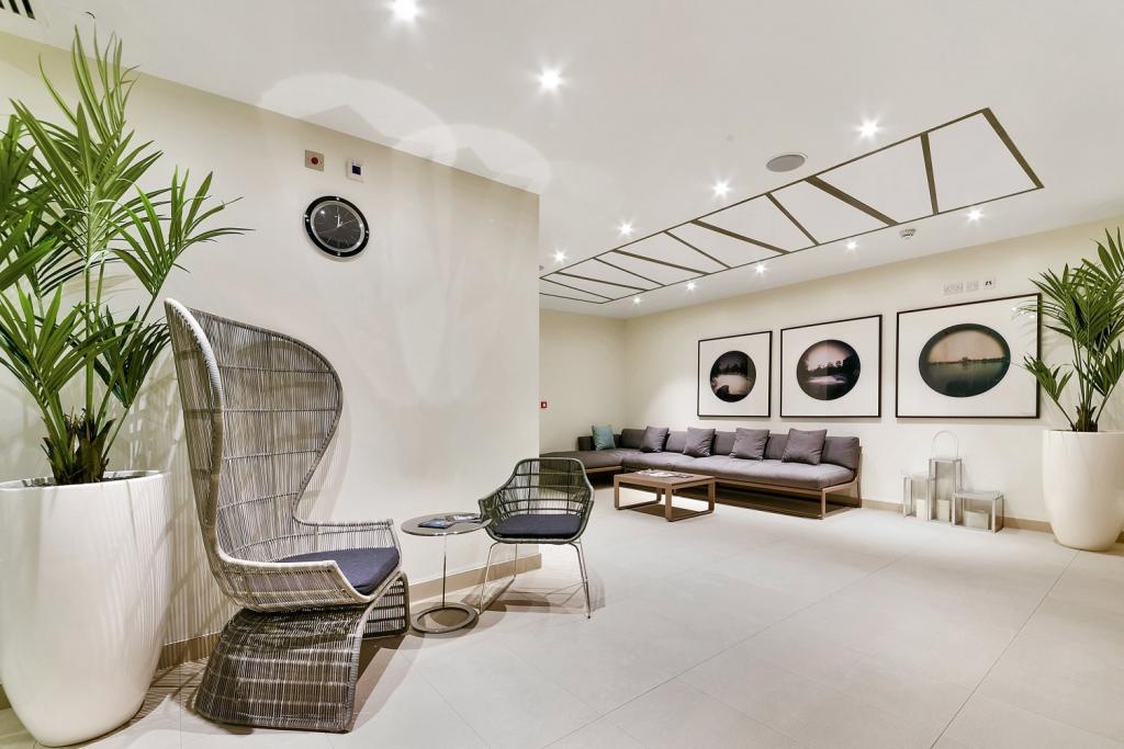 Sterling Mansions – 2-Bedroom Apartment for Sale – Aldgate, London, E1