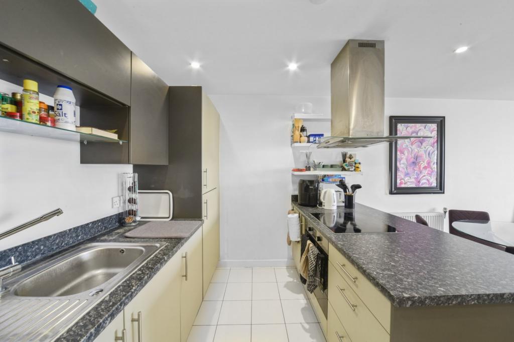 Queensbury House – 2-Bedroom Apartment for Sale – Poplar, London, E14