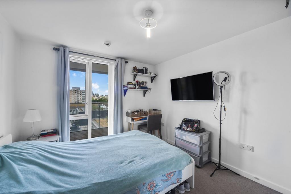 Queensbury House – 2-Bedroom Apartment for Sale – Poplar, London, E14