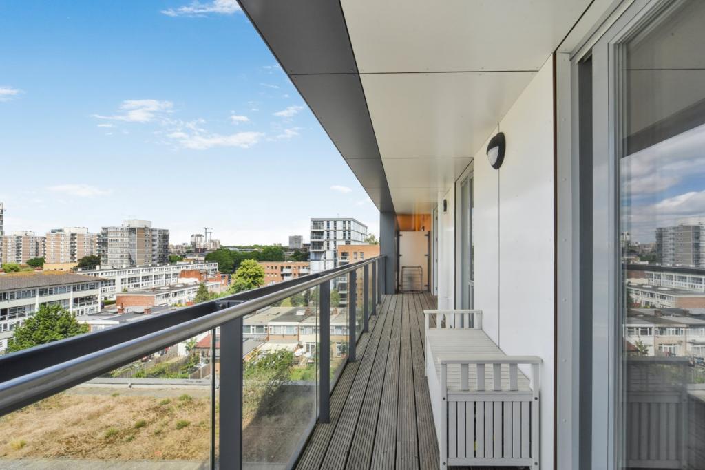 Queensbury House – 2-Bedroom Apartment for Sale – Poplar, London, E14