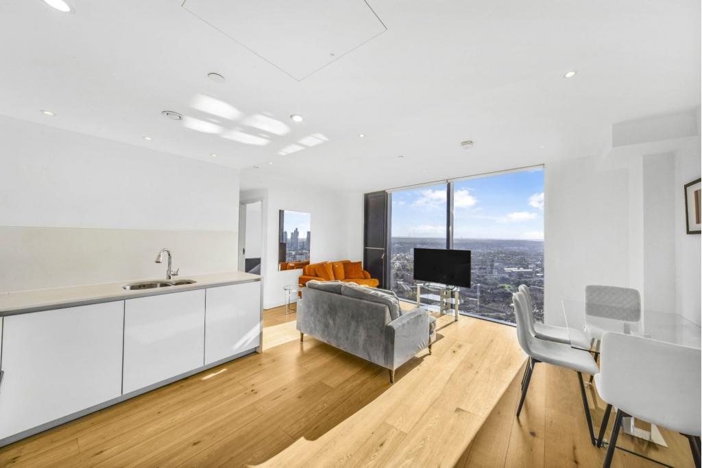 2 Bedroom Penthouse Apartment for Sale – Walworth Road, Elephant & Castle, London,