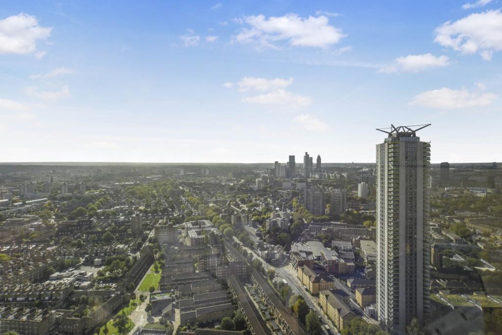 2 Bedroom Penthouse Apartment for Sale – Walworth Road, Elephant & Castle, London,