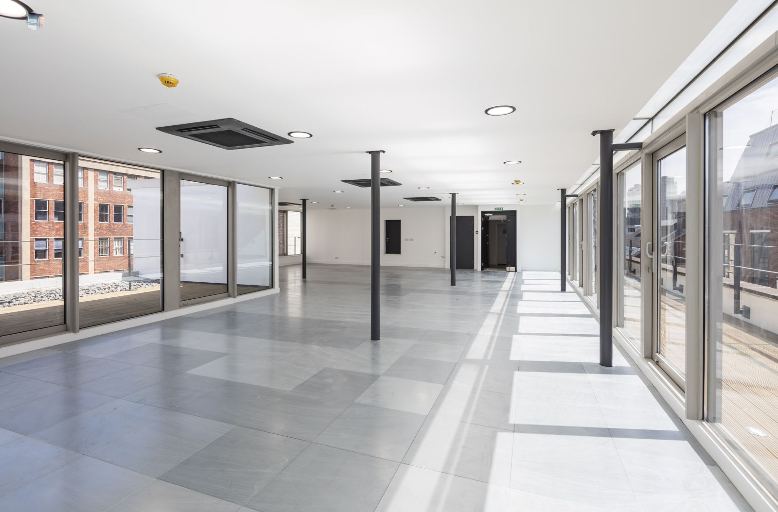 £55.00 per sq ft – 26-29 St Cross St, Clerkenwell, London EC1N 8UH – Office Space for Lease