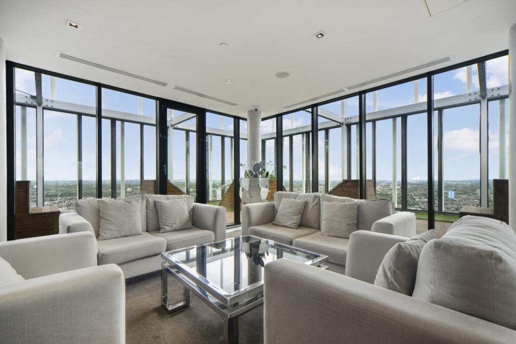 Stratosphere Tower, Great Eastern Road, Stratford, London, E15 – 2 Bedroom Apartment