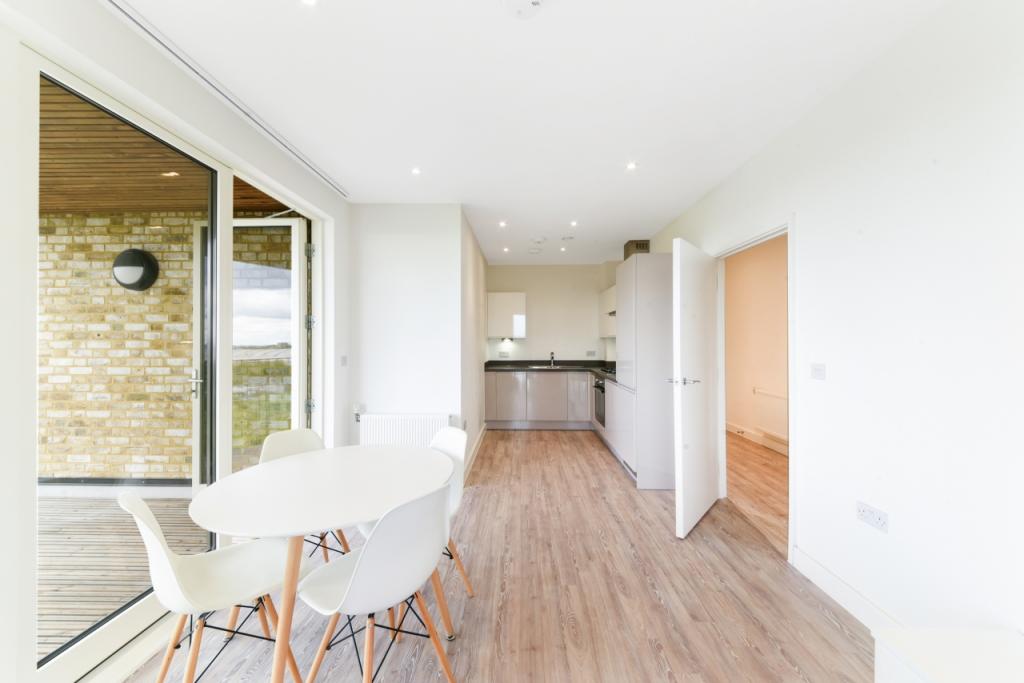 Hilltop Avenue, Stonebridge, London, NW10 – 1 Bedroom Apartment for Sale – £282,000