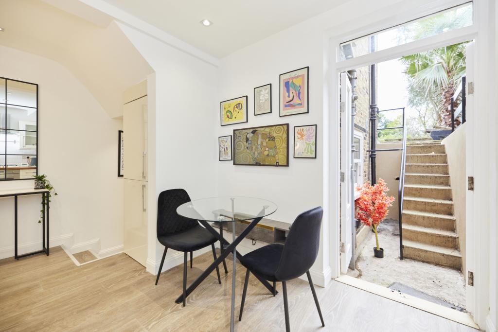 Southwark Park Road – 2 Bedroom Apartment for Sale – £375,000 – Bermondsey,