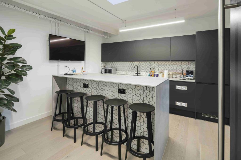 14 Clerkenwell Close – Office Space for Lease – Clerkenwell Submarket, London EC1R 0AN