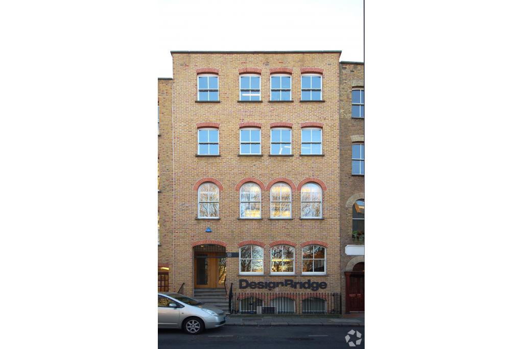 18 Clerkenwell Close – Office Space for Lease – Clerkenwell Submarket,  London EC1R 0AA