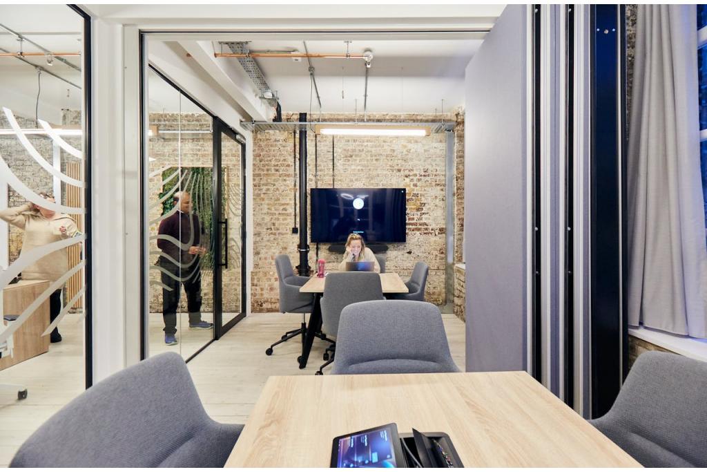 10-11 Clerkenwell Green – Office Space for Lease – Clerkenwell Submarket, London