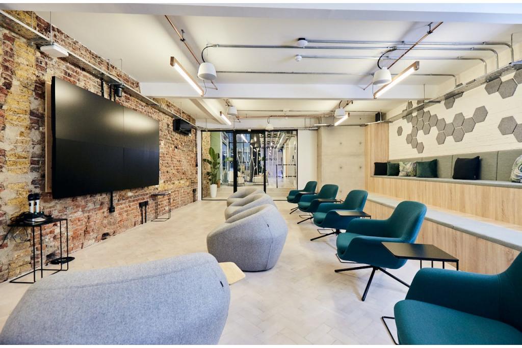 10-11 Clerkenwell Green – Office Space for Lease – Clerkenwell Submarket, London