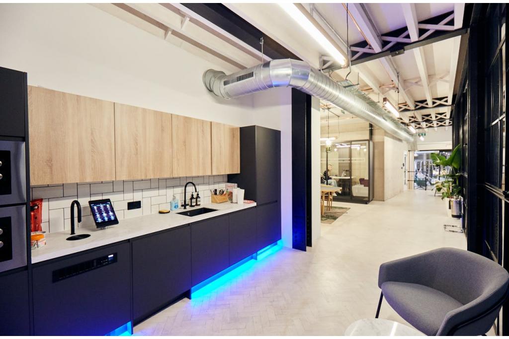 10-11 Clerkenwell Green – Office Space for Lease – Clerkenwell Submarket, London