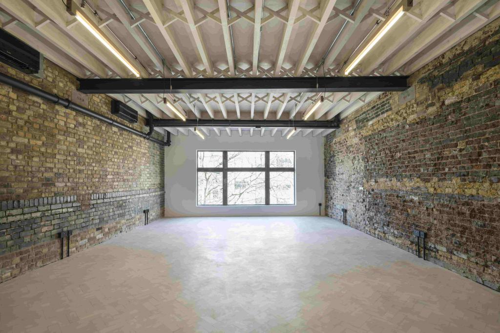 10-11 Clerkenwell Green – Office Space for Lease – Clerkenwell Submarket, London