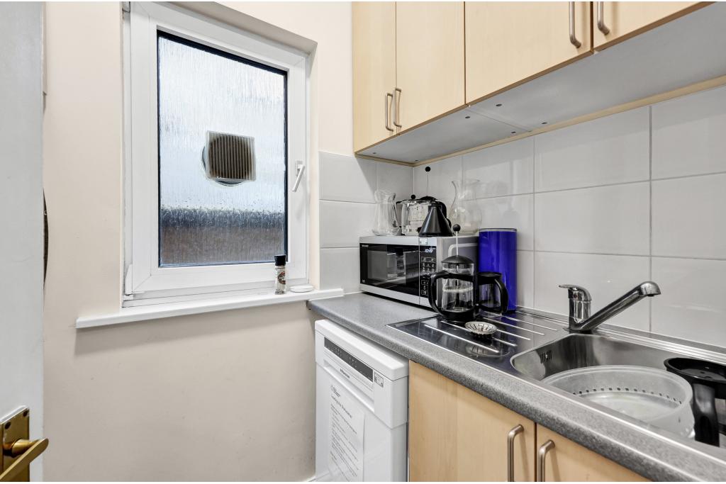 16 Clerkenwell Green – Office Space for Lease – Clerkenwell Submarket, Londonv