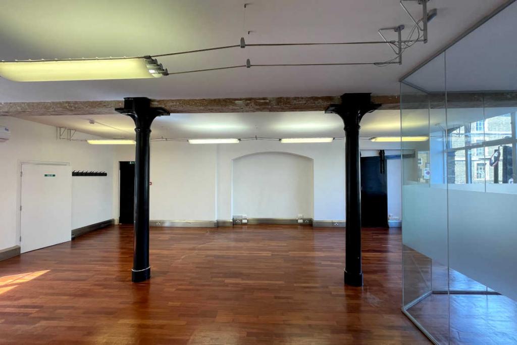 113-117 Farringdon Rd – Office Unit for Lease – Farringdon Submarket, London