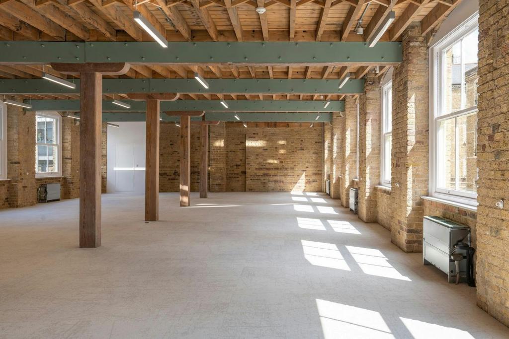 Pear Tree Court – Office Unit for Lease – Farringdon, London EC1R 0DS