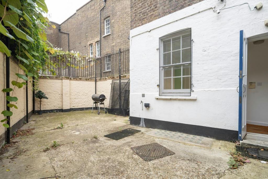 49A Skinner St – Retail/Residential for Sale – Clerkenwell, London EC1R 0HR