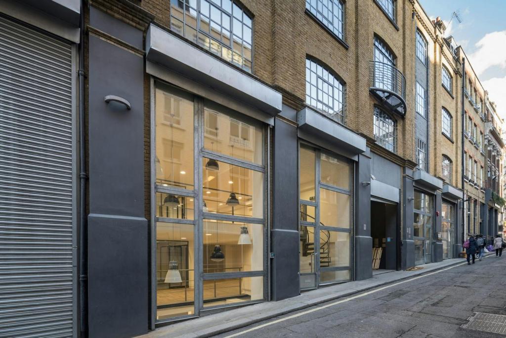8-14 Vine Hill – Office Space for Lease – Clerkenwell, London EC1R 5DX