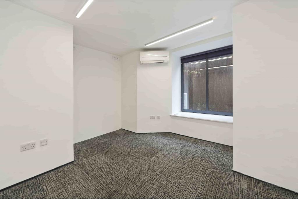 1 Rosebery Avenue – Office Space for Lease – Clerkenwell, London EC1R 4SR