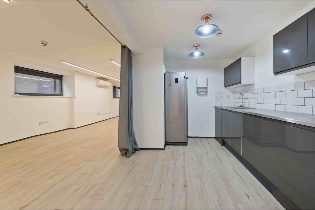 1 Rosebery Avenue – Office Space for Lease – Clerkenwell, London EC1R 4SR