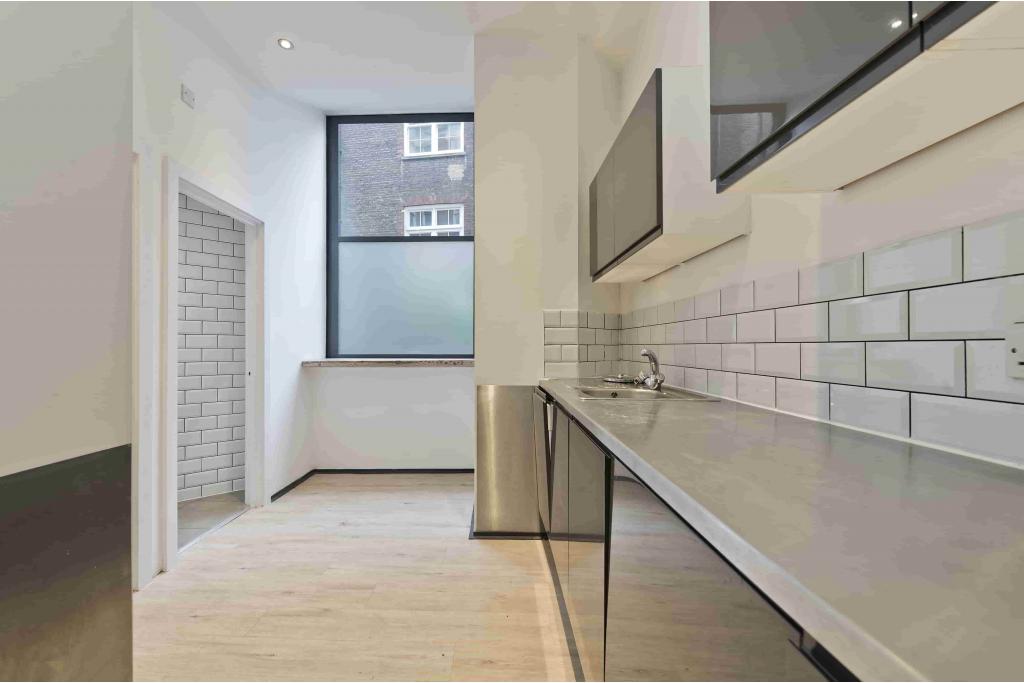 1 Rosebery Avenue – Office Space for Lease – Clerkenwell, London EC1R 4SR
