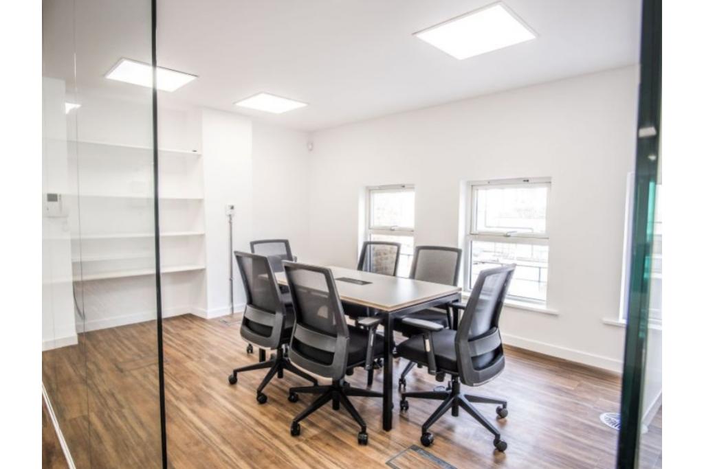 146 Clerkenwell Road – Office Space for Lease – Clerkenwell, London EC1R 5DG