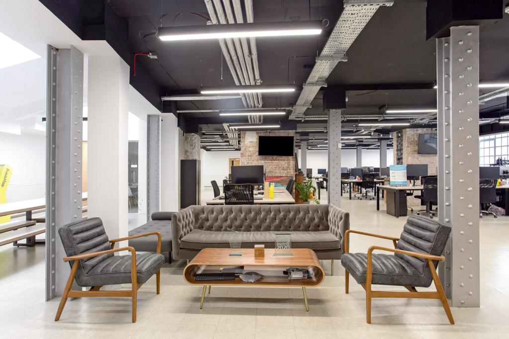 3-11 Eyre Street Hill – Office Unit for Sale – Farringdon, London EC1R 5ET