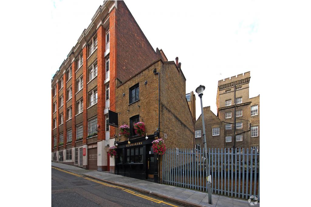 13 Eyre Street Hill – Gunmakers Arms – Bar/Nightclub for Lease – Farringdon, London EC1R 5ET