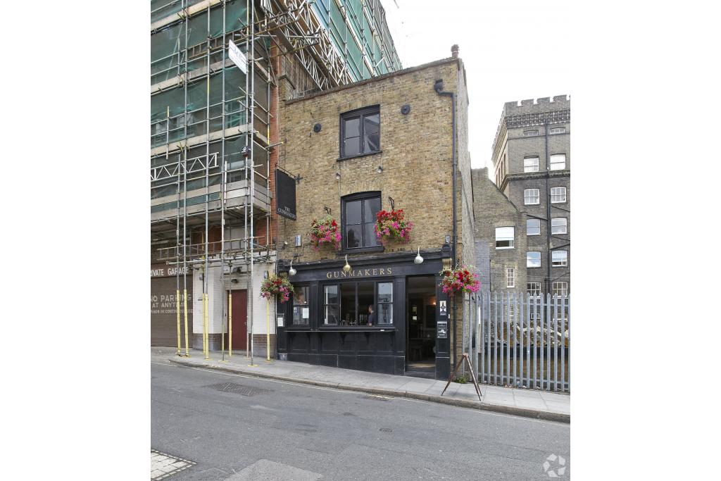 13 Eyre Street Hill – Gunmakers Arms – Bar/Nightclub for Lease – Farringdon, London EC1R 5ET