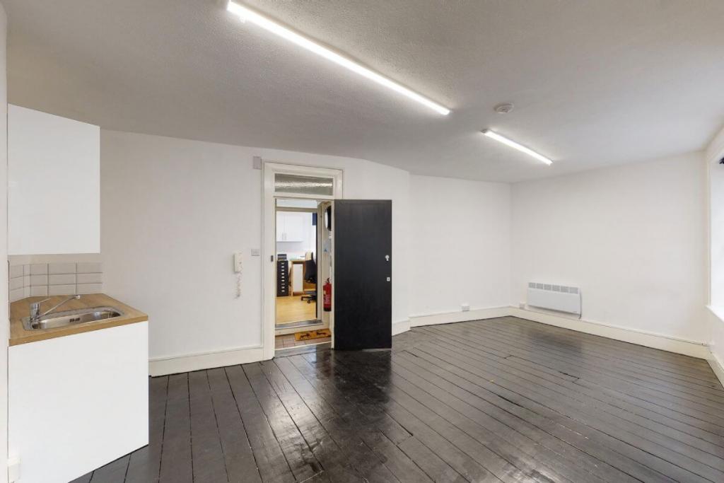 1 Back Hill – Albion Buildings – Office Space for Lease – Clerkenwell, London EC1R 5EN