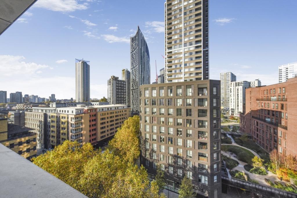 2 Bedroom Apartment for Sale – Elephant Park, Walworth Road, Elephant and Castle,