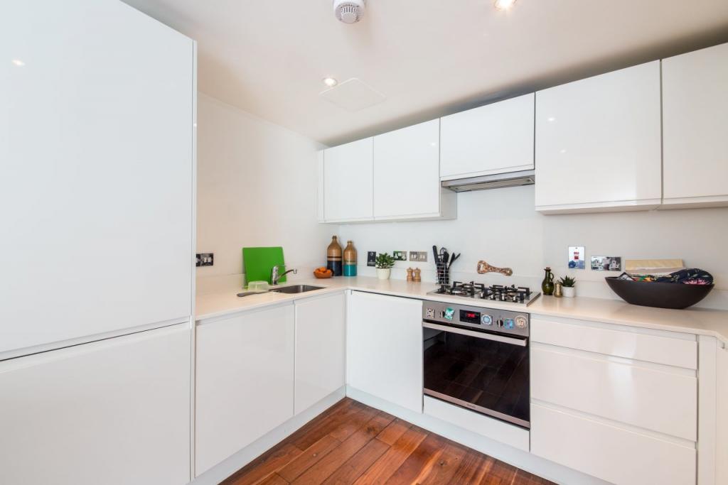 One-Bedroom Apartment for Sale – Saskia House, Hackney Road, Hackney, London