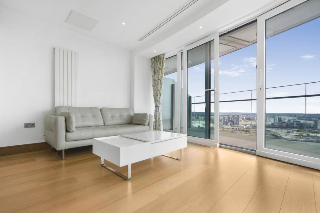 Crossharbour Plaza, Canary Wharf – 2 Bedroom Apartment for Sale – Canary Wharf, London E14