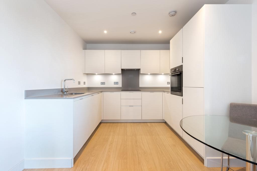Cherry Orchard Road, Croydon, London CR0 – 1 Bedroom Apartment for Sale